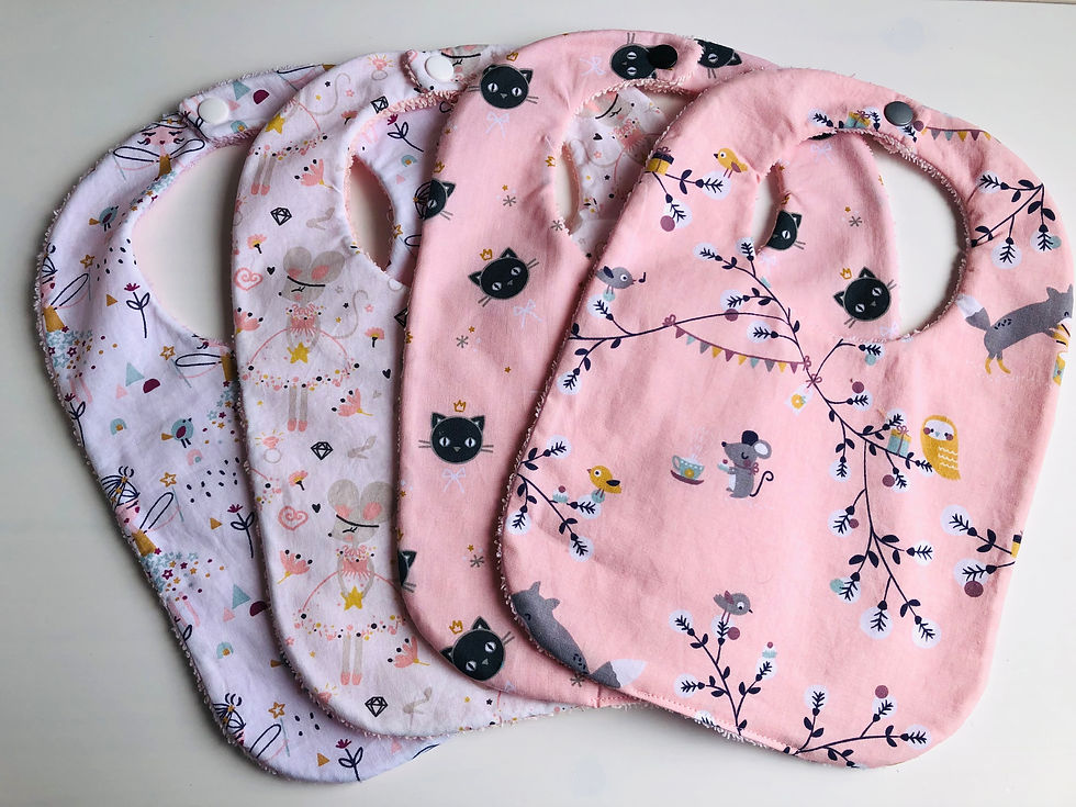 Bavoir en coton et éponge motifs