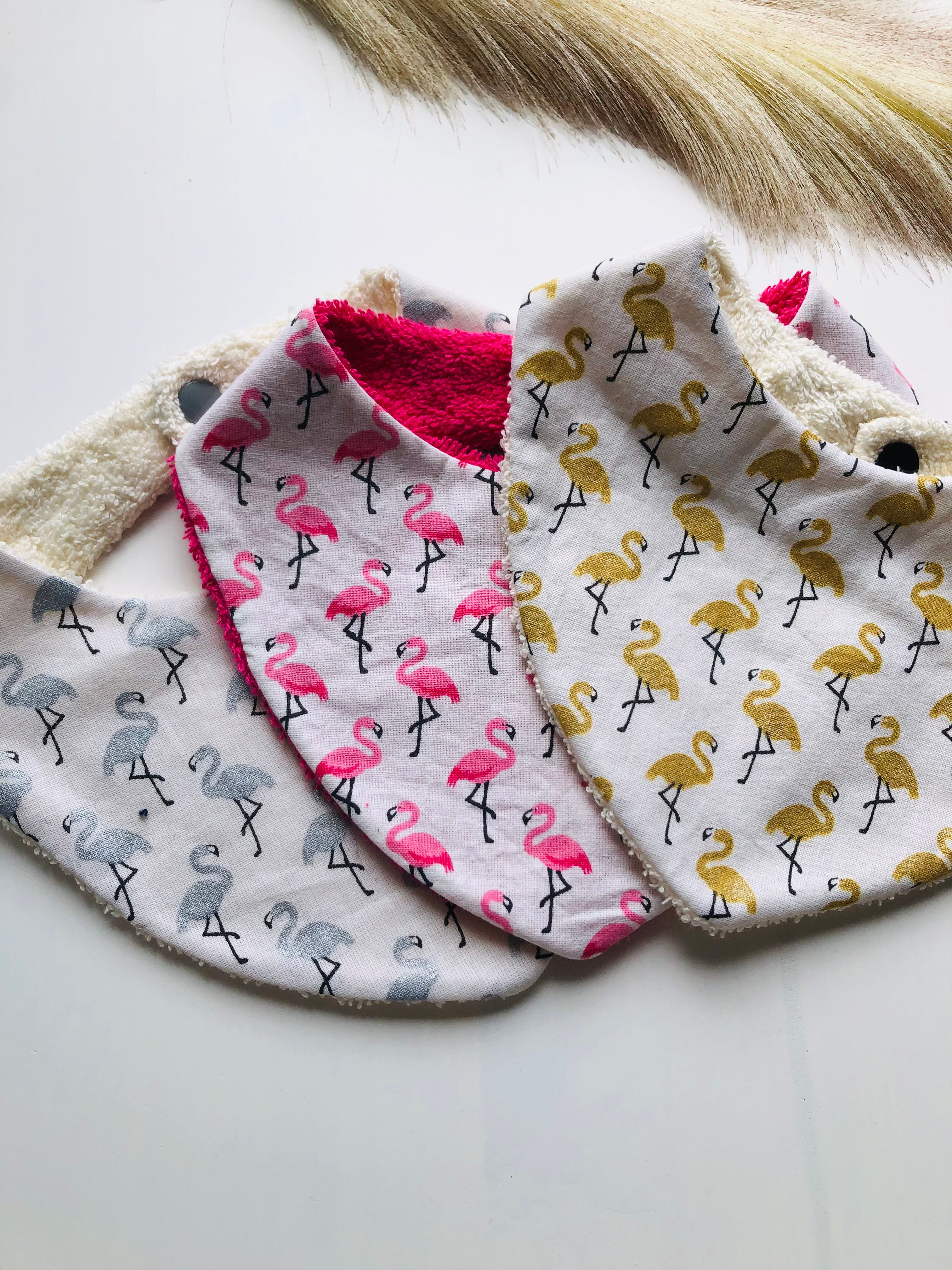 Bavoir/bandana en coton et éponge motifs flamants