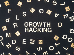 Beneficios del Growth Hacking en el Sector Retail y Manufacturero | Crecimiento Rápido con SMolzin