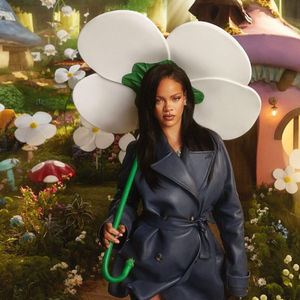 Rihanna x Smurfs