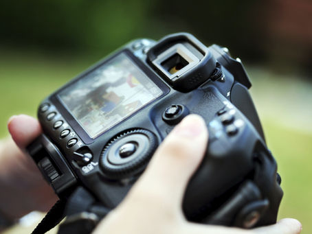 Mother's Day Gift: DSLR Camera Class for Moms