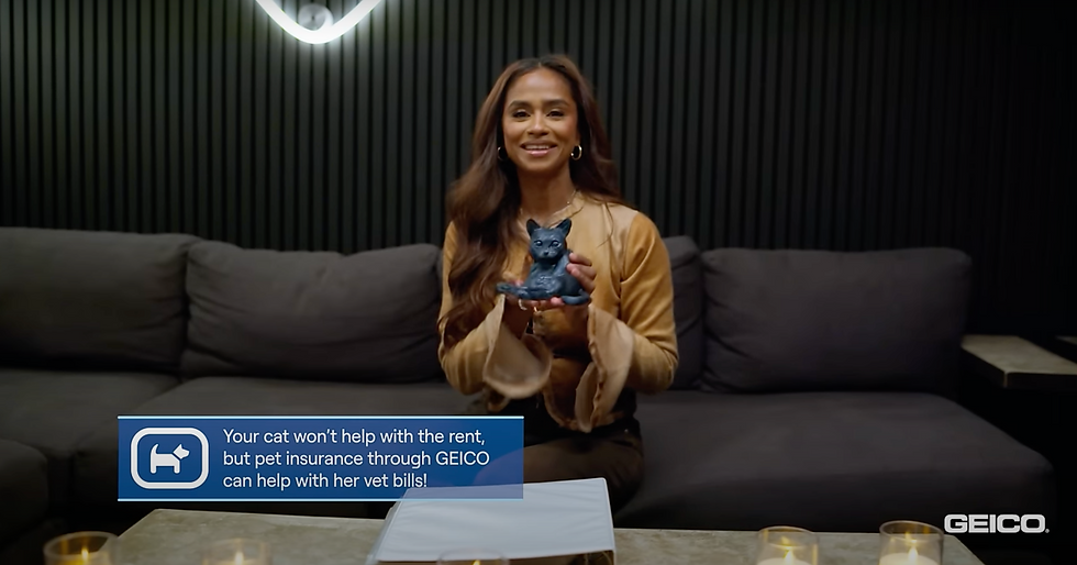 Vashtie Kola's Cat Statue