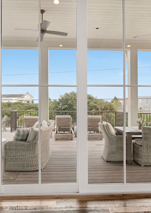 Rustic Coastal Outdoor Patio Design