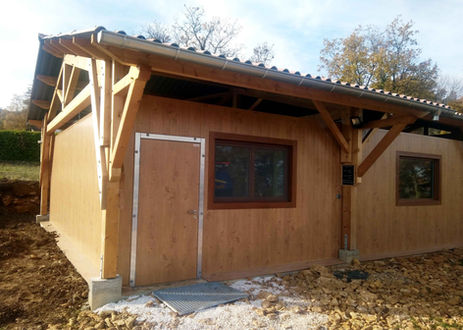 Bâtiment agricole bois Atelier de découpe