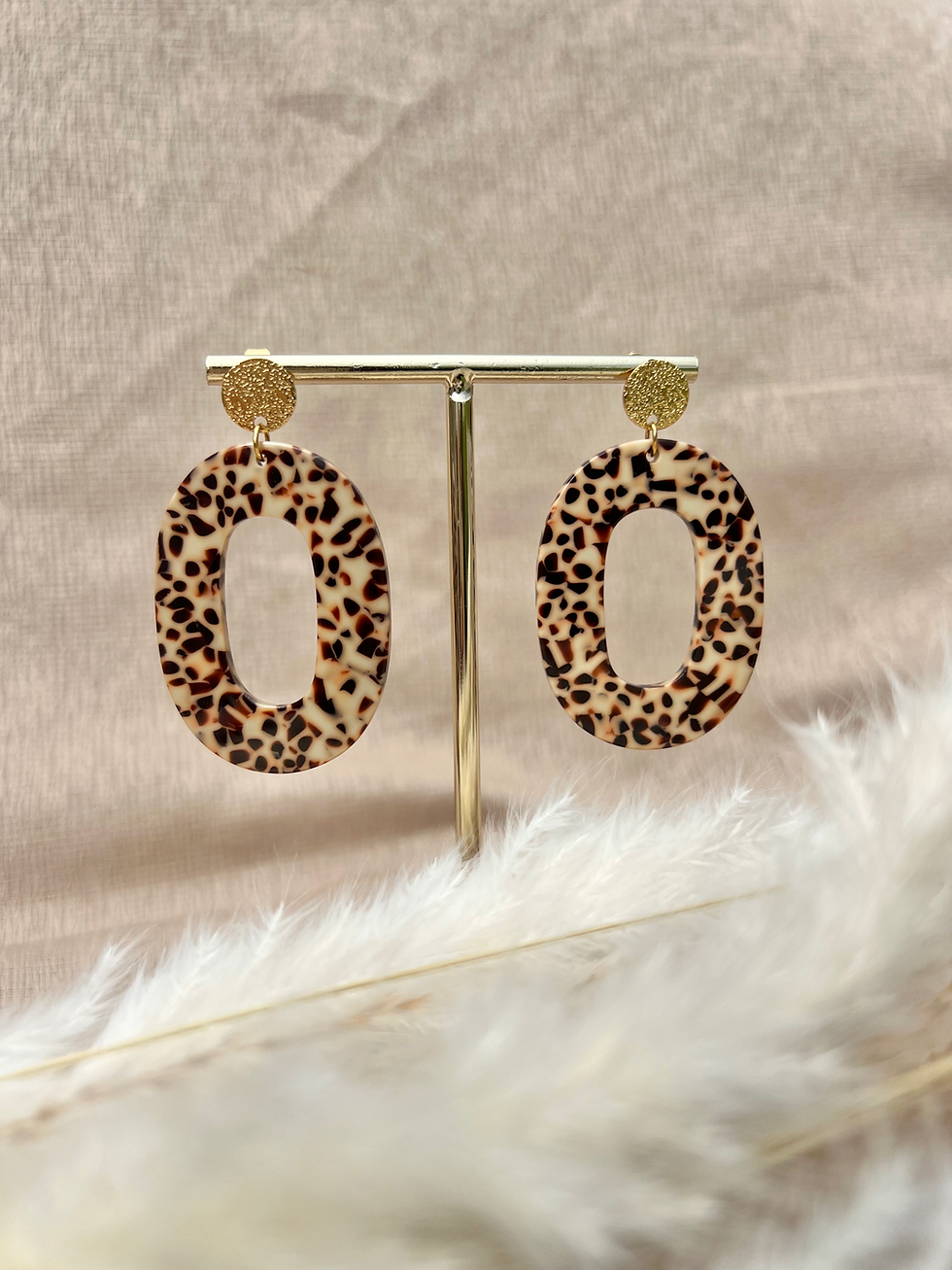 Miniature : Boucles Charlotte crème tachetées