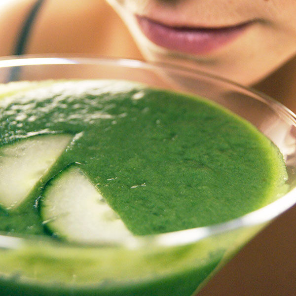 CUCUMBER SPINACH SMOOTHIE