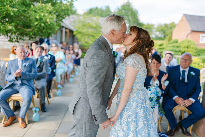 Sandhole Oak Barn wedding photography