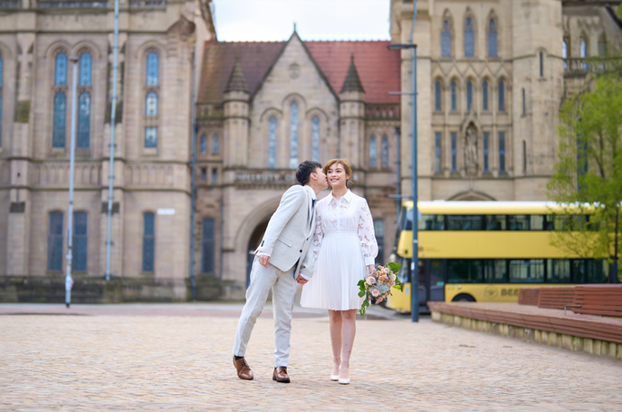Chinese pre-wedding in Manchester University