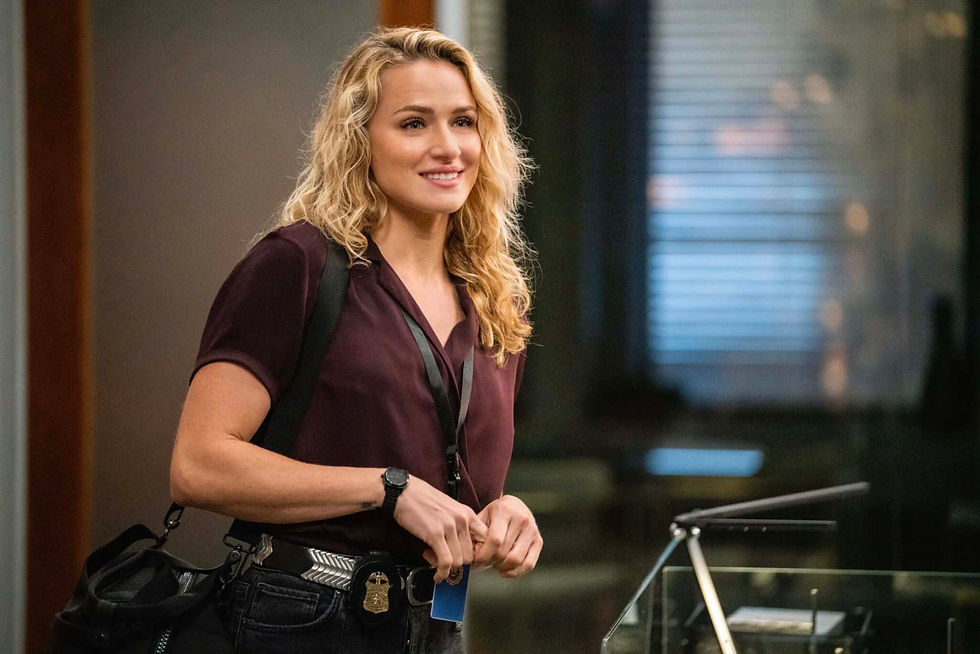 FBI Season 5 Episode 6 “Double Bind” – As the team works to rescue a 5-year-old kidnapping victim, Scola suspects the boy’s mother isn’t being forthcoming about why her son was targeted. Also, Nina struggles to open up to Scola about matters in their relationship, on a one-time-only Sunday airing of the CBS Original series FBI, Nov. 6 (8:30-9:30 PM, ET; 8:00-9:00 PM, PT) on the CBS Television Network, and available to stream live and on demand on Paramount+. “Double Bind” — Coverage of the CBS Original Series FBI, scheduled to air on the CBS Television Network. Pictured: Shantel VanSanten as Nina Chase. Photo: Bennett Raglin/CBS ©2022 CBS Broadcasting, Inc. All Rights Reserved.
