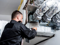 pet-aircon_services-air-duct-clean-1
