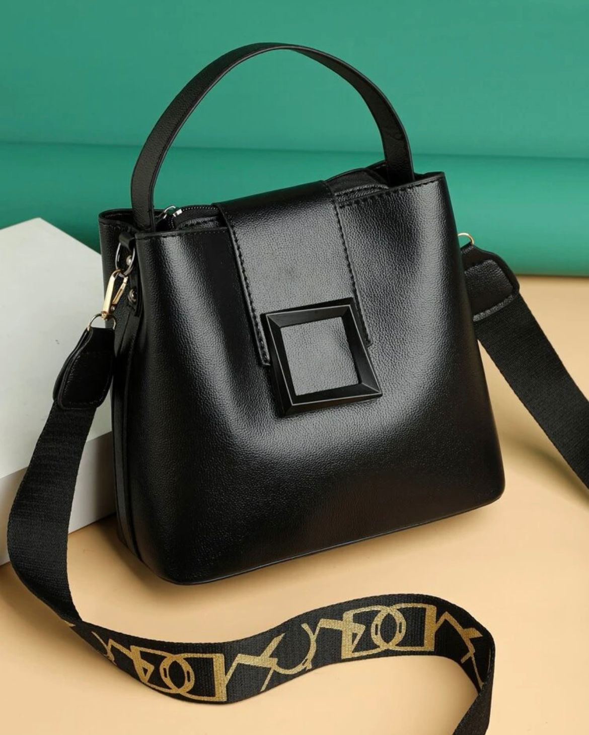  B6 شنط دلو شي ان