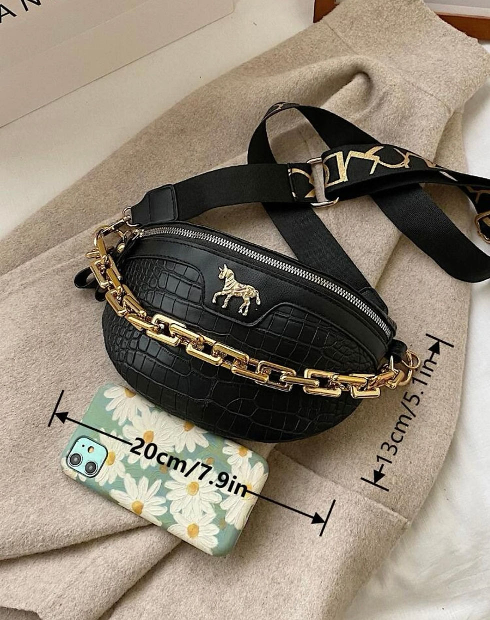 الصورة المصغرة: حقائب وسط بديكور سلسله Z38