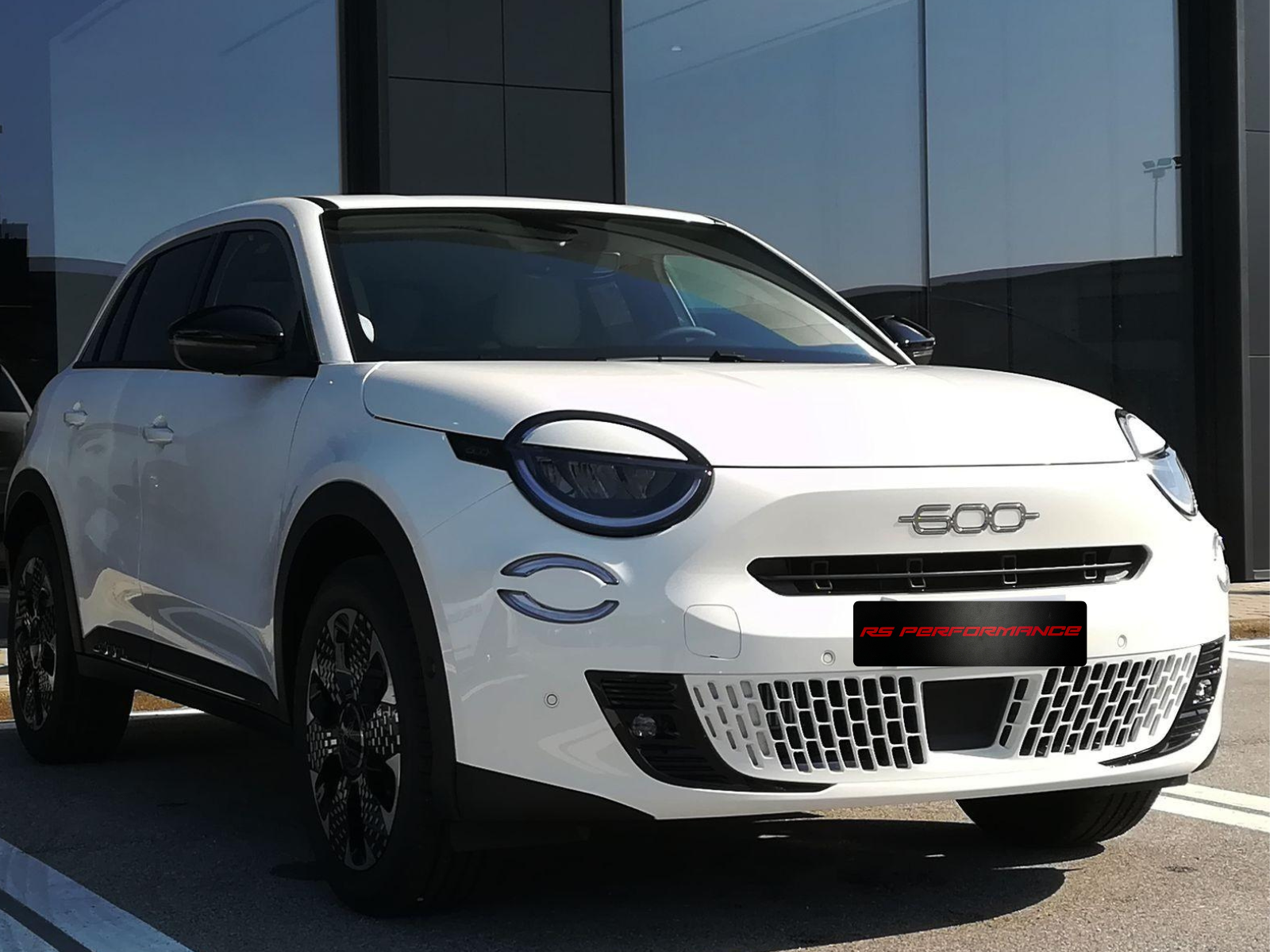FIAT 600 Hybrid 1.2cc 100CV Km 0, Vieni a scoprirla!