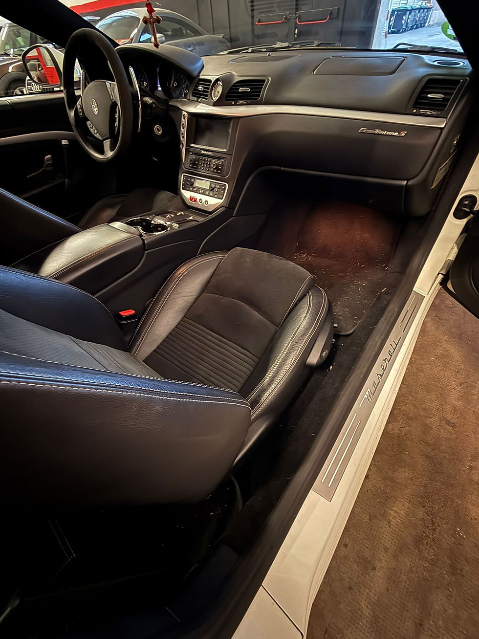 Miniatura: Maserati GranTurismo 4.7 S V8                  | Anno 2008 | Km 89.000 | Benzina