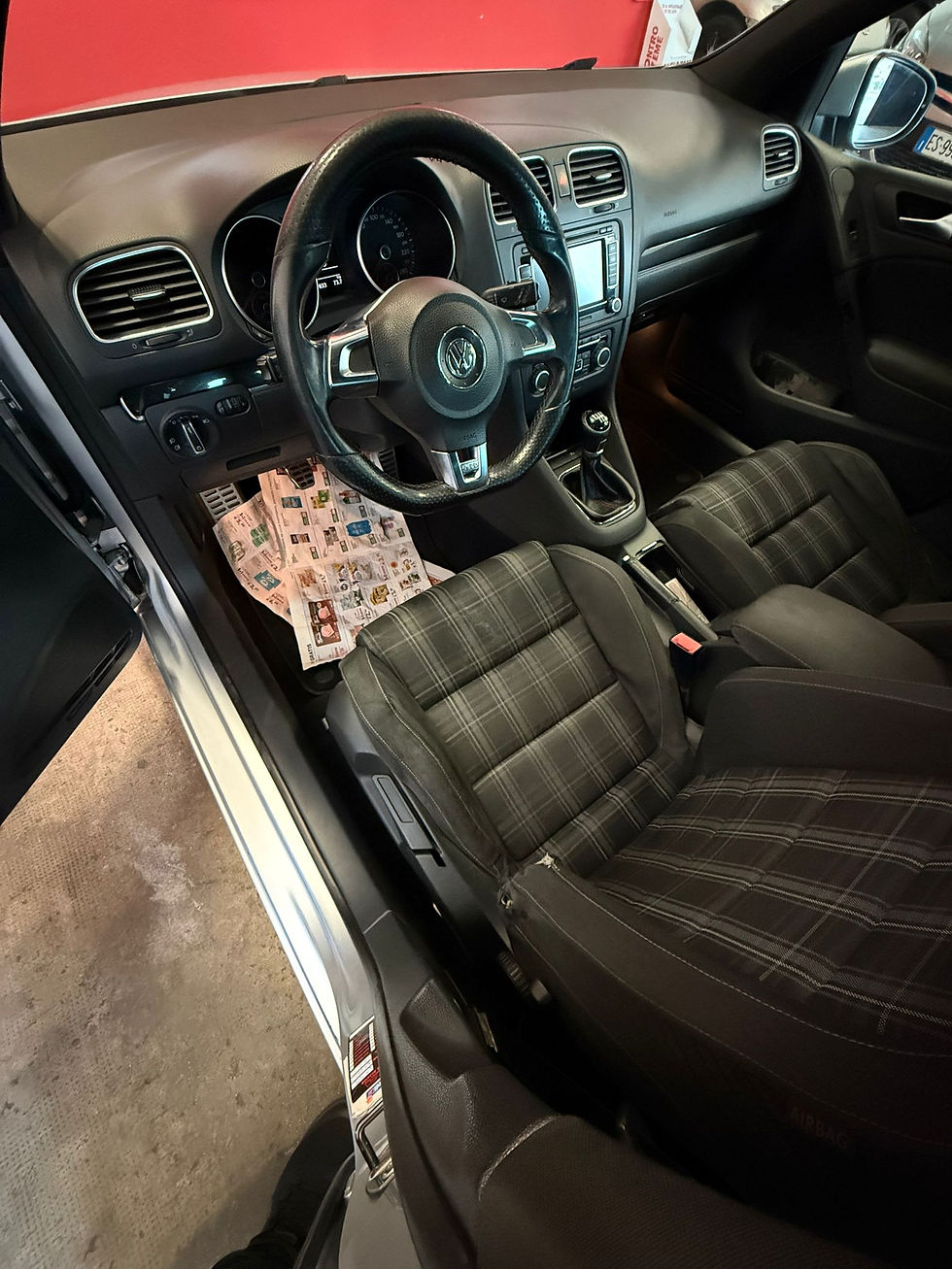 Miniatura: Volkswagen Golf 6ª Serie GTD 2.0 170 CV | Anno 2010 | Km 383.000 | Diesel