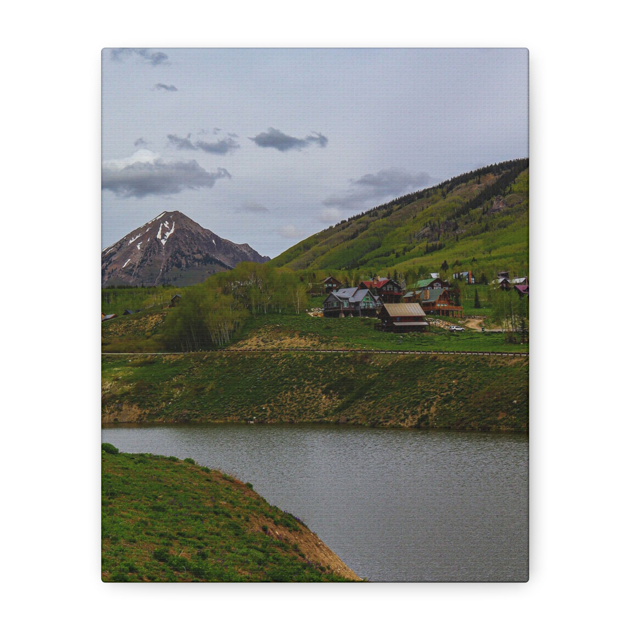Gothic Mountain Colorado – Lakefront Homes with Snowcapped Peak