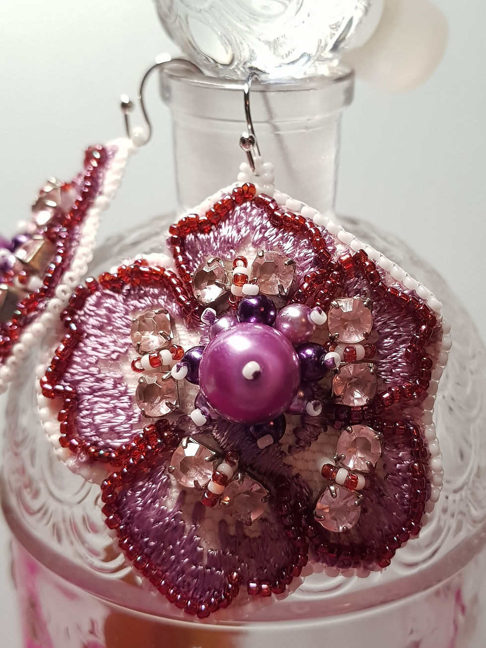 Miniature : Boucles d'oreilles sur dentelle vintage