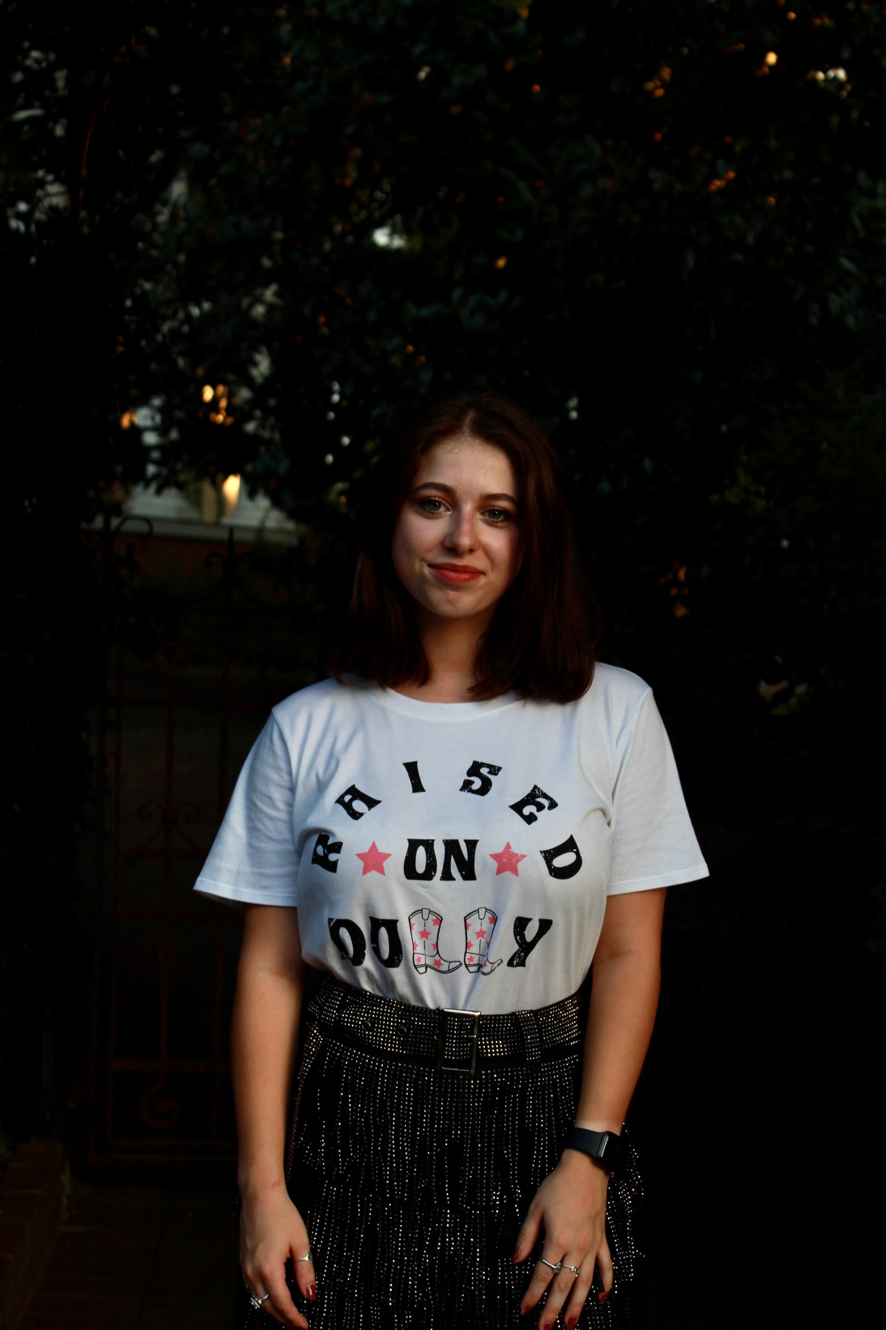Dolly Graphic Tee