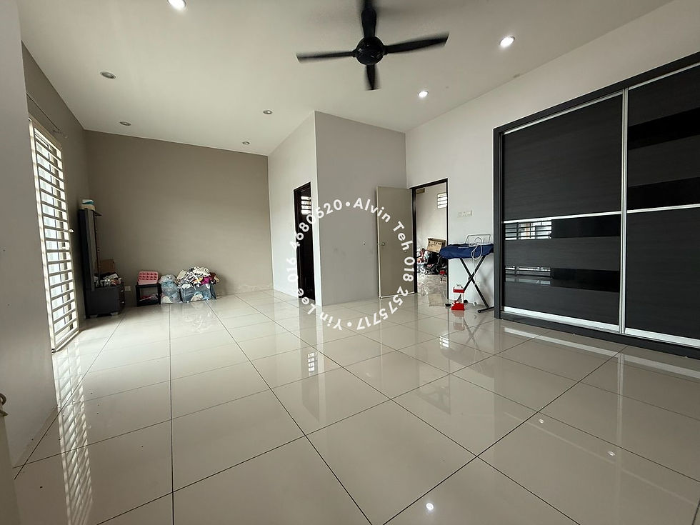 Thumbnail: 3 Storey Terrace Intermediate Corner in Taman Carissa Villa
