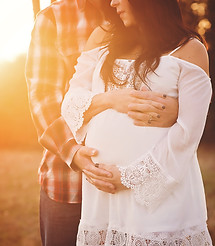 maternity photos in Fayetteville, NC