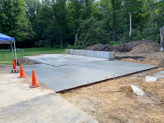 Garage with 4' wall and driveway add_