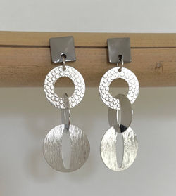 28€ - 6CM
