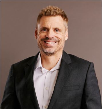 Writer: Richard Hoal