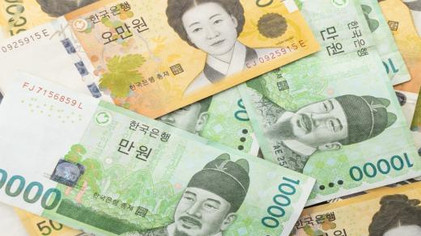 Funeral home in Korea Seoul giving Korean money won in envelope