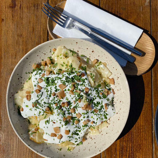 Túrós csusza füstölt szalonnapörccel