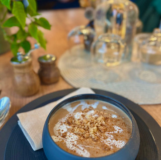 Fahéjas almakrémleves, crumble