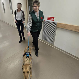 Distribution de câlins & bisous au Centre Constance Pascal de Valenciennes avec Ben, Navy, Plume & Simone, la nouvelle recrue