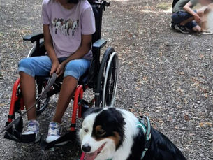 Une jolie balade au parc avec les enfants de l’IME Malécot accompagnés pour l’occasion de Tarek,Night &. Lotus
