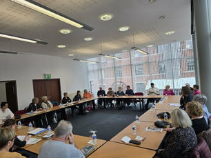 Après une ambiance studieuse à l’occasion de l’Assemblée Générale de l’association, les bénévoles ont pu prendre part à un bon repas au restaurant le Briquet à Lewarde dans une ambiance conviviale.
