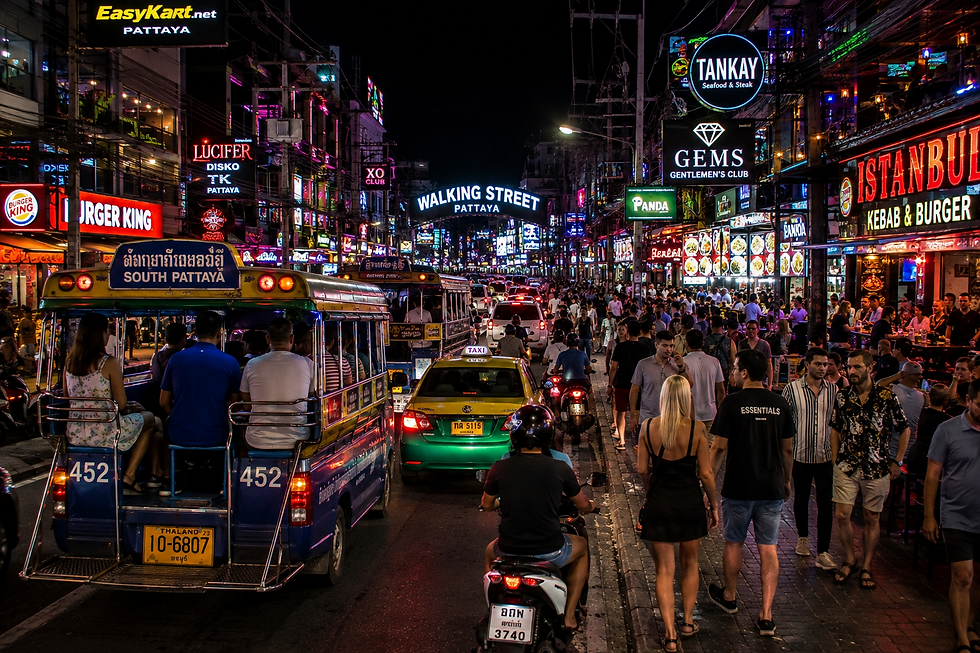 Pattaya transportation options near Walking Street at night