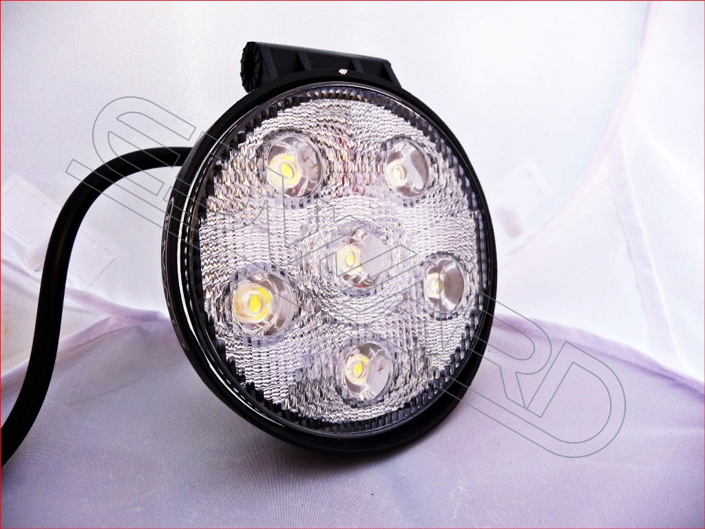 LAMPA ROBOCZA LED E313 R18W