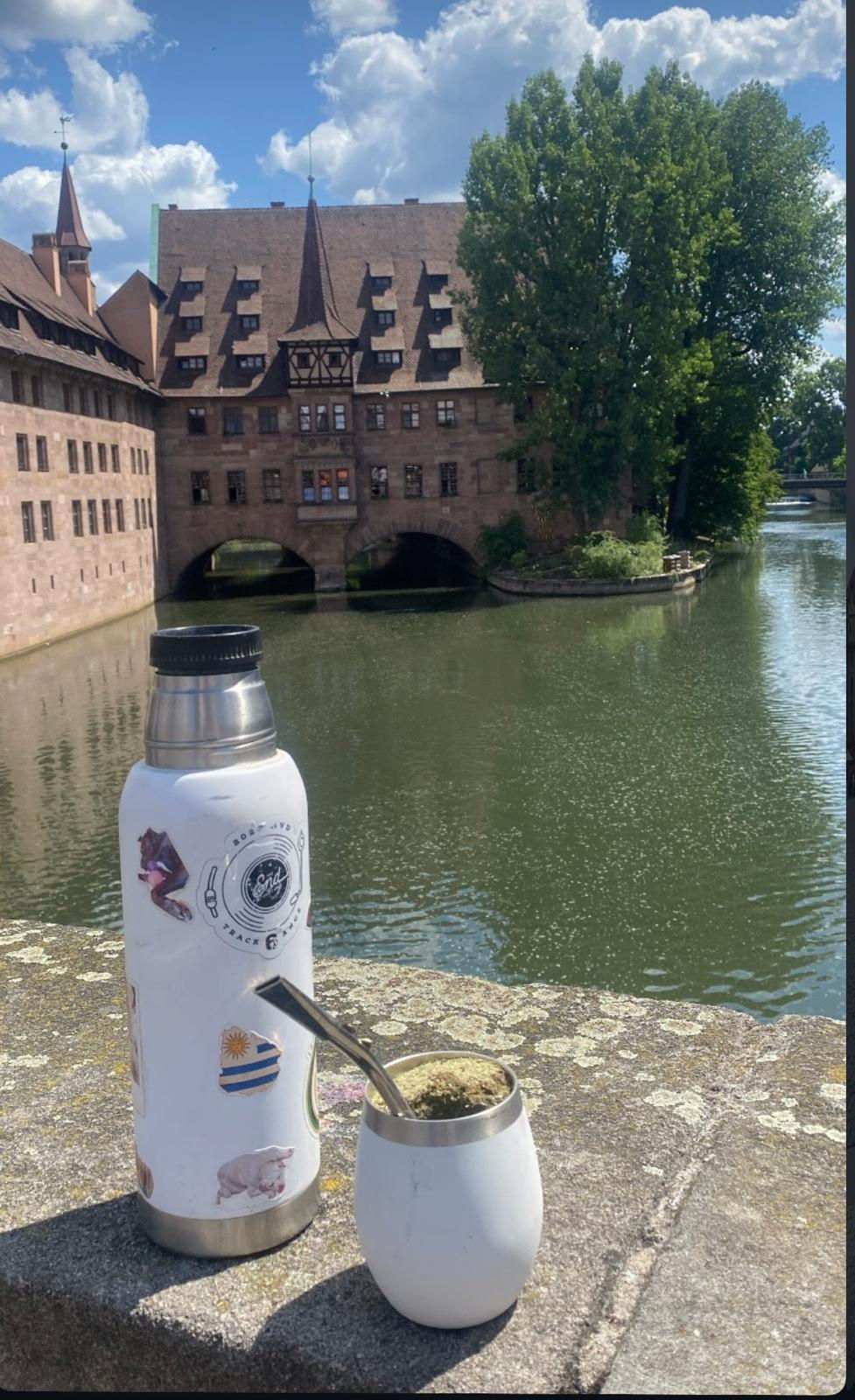 Aprender en alemán, sentir en uruguayo