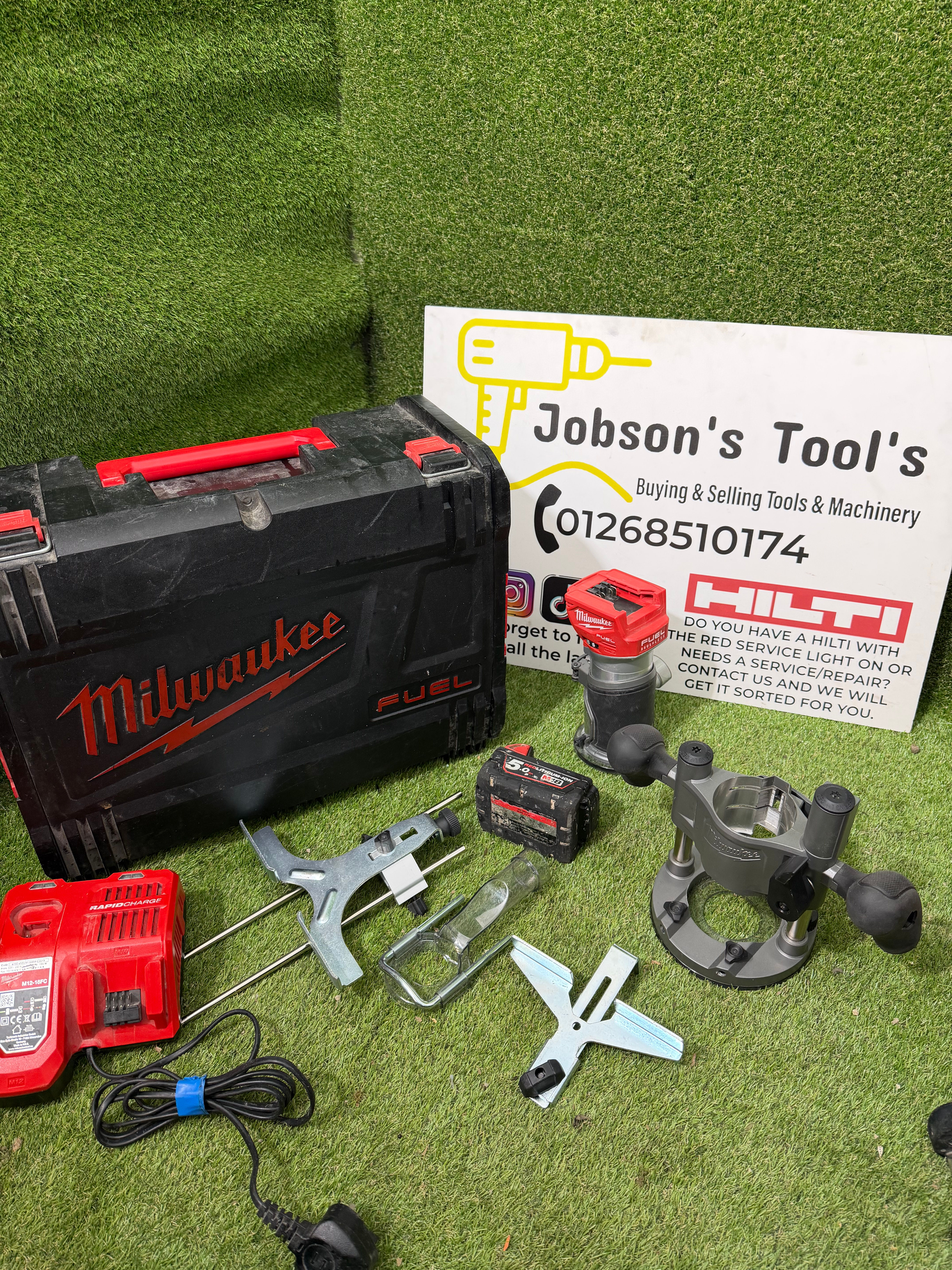 Milwaukee M18 FTR 18v M18 FUEL Brushless Trim Router + 5.0ah battery