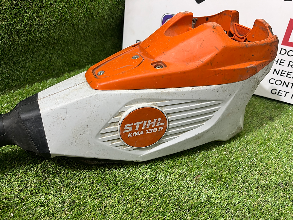 Thumbnail: STIHL KMA 135 R Cordless Kombi Engine