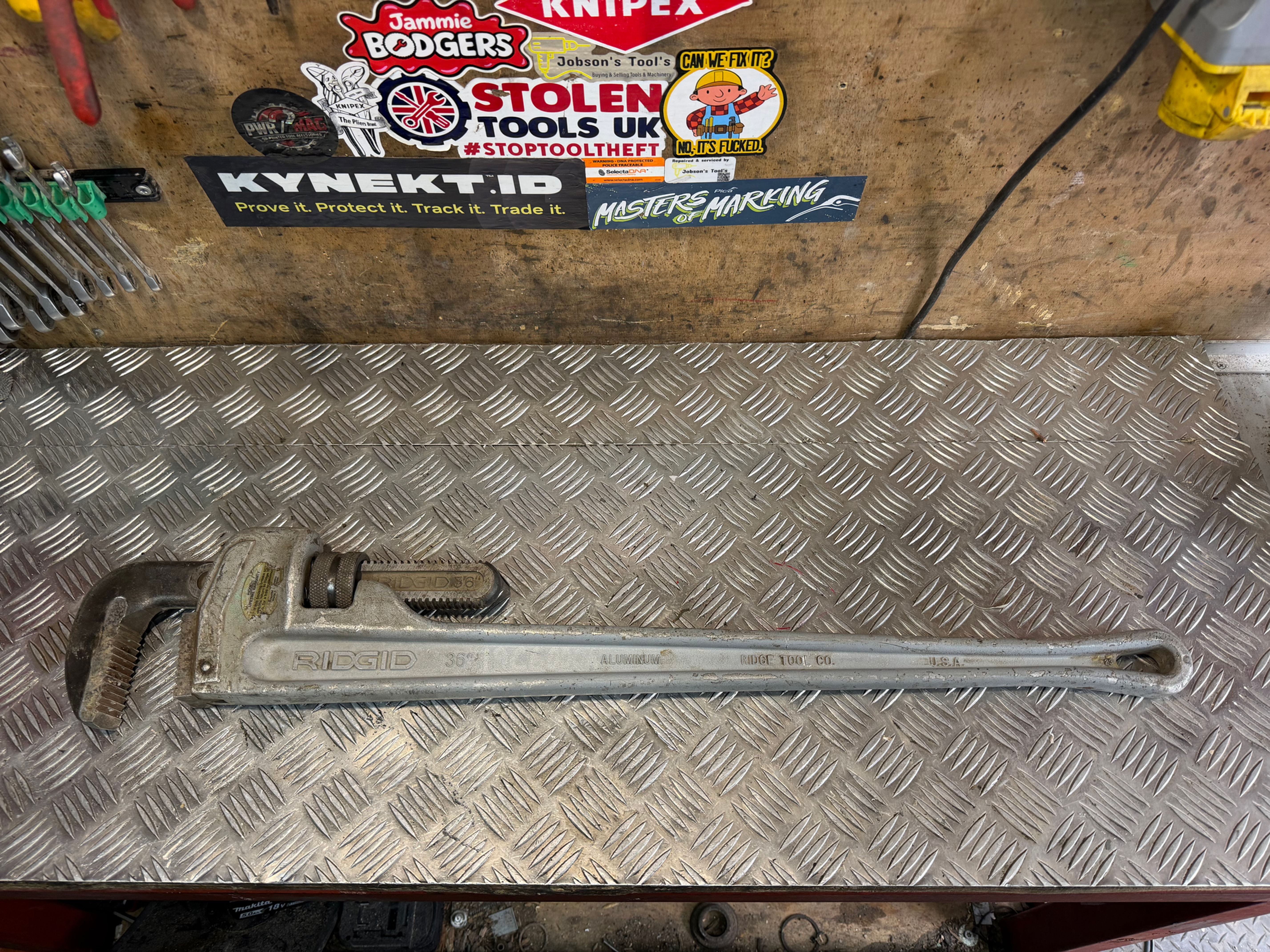 Ridgid 36” Aluminium H.D. Pipe Wrench