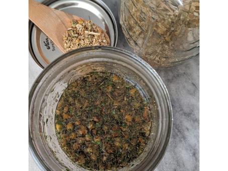 Simple Herbal Eyewash