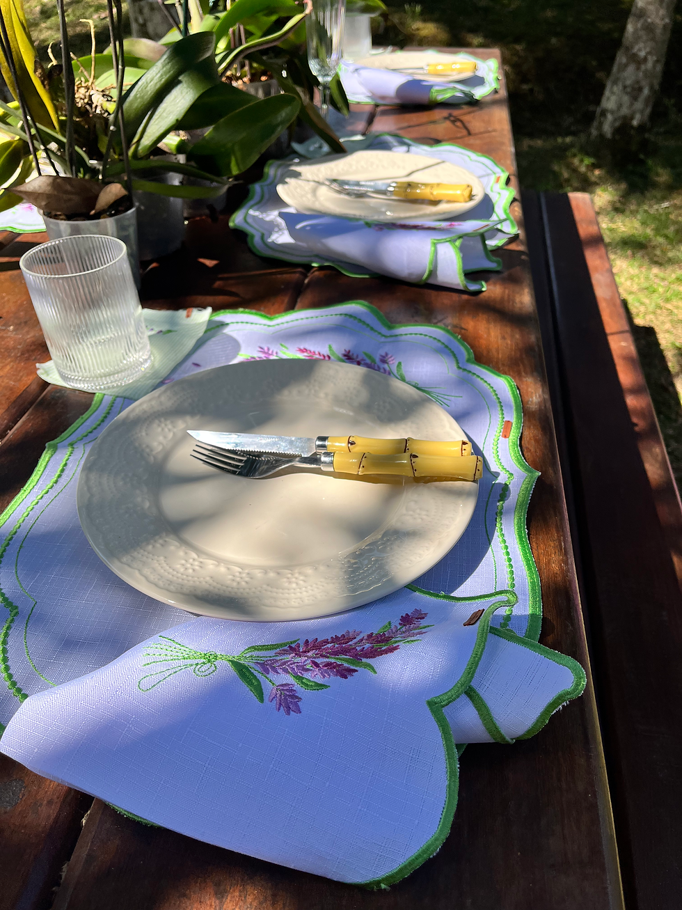 Miniatura: LUGAR AMERICANO LAVANDA BORDADO