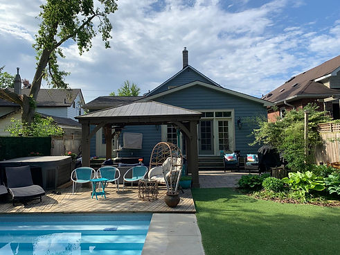pool pictures seating area.jpg