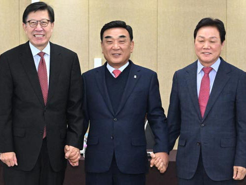 [국제신문]부울경 초광역 경제동맹 구축…특별연합 대체할 공동체 결의