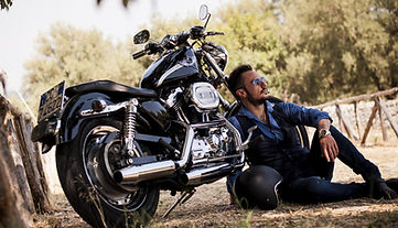 salvorubino-biker-2572582_edited.jpg