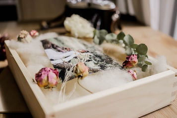 Holzbox Brautstrauss 3.jpg