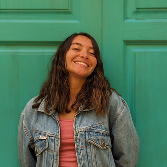 Ferna Alvarez-Carrascal headshot.png