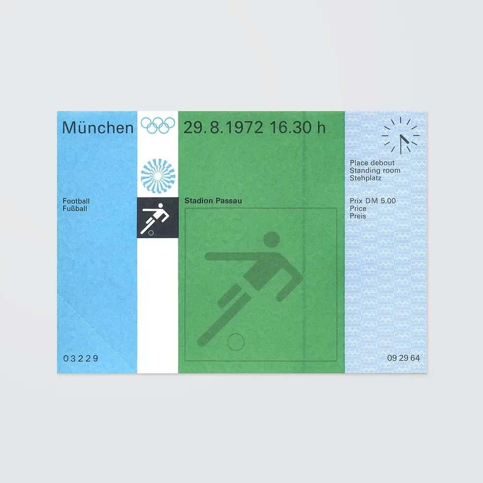 Vintage Olympic ticket for a football event on 29.8.1972 at 16:30 in München, Stadion Passau. Features blue and green colors.