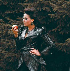 Apples: mythology, symbolism, harvesting and how to use them in magic!