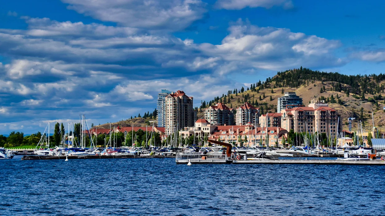 15-places-to-visit-in-kelowna-that-ll-make-you-wish-you-lived-there.webp