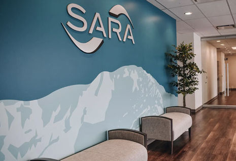 sara-lobby